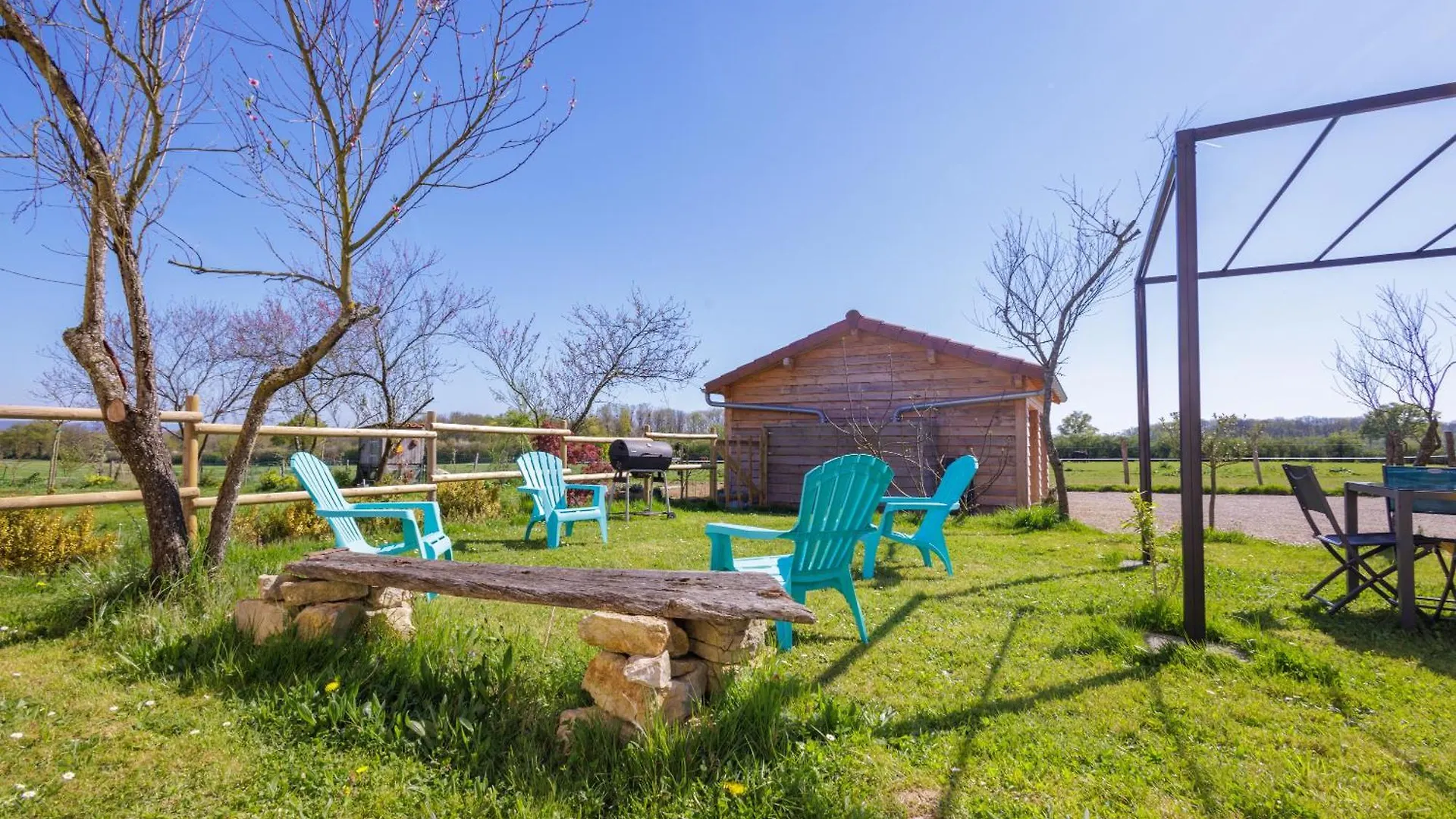 La Ferme Des Tuileries Villa Peronnas France